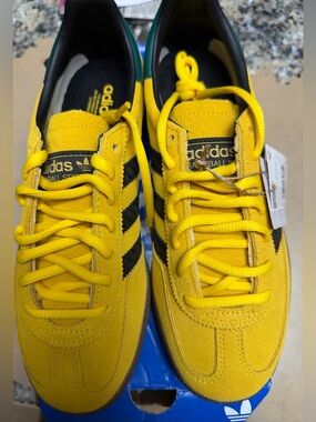 Adidas 5y/6w handball Spezial- new in box
